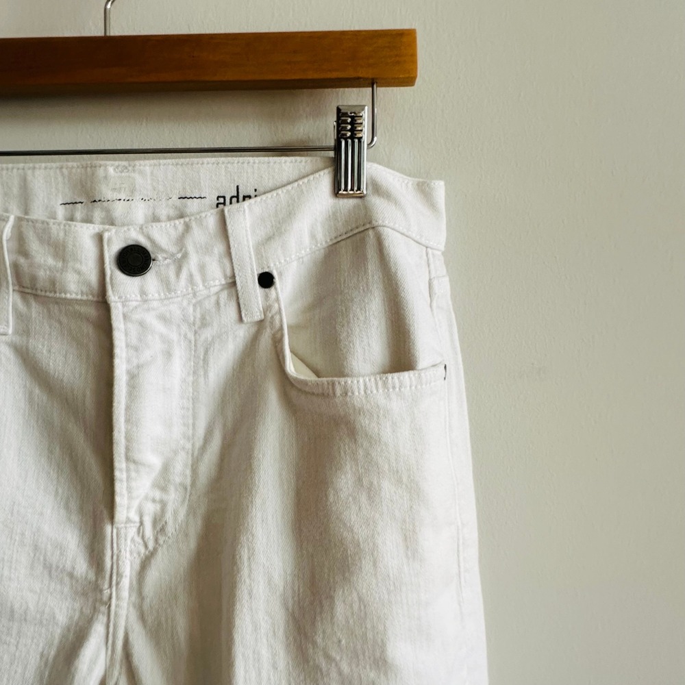 7 For All Mankind White Denim Adrien Jeans Women's Size 30 Premium Straight Leg - Picture 3 of 8